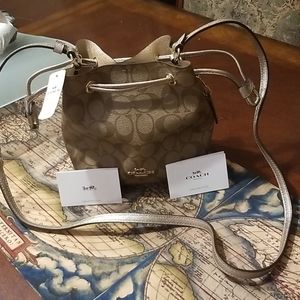 Nwt Coach crossbody